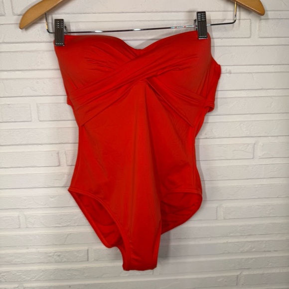 Kate Spade Hot Cherry Strapless Twist One Piece Bathing Suit, Women’s Size Small - Picture 1 of 10